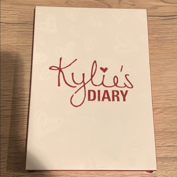 Brand New Limited Edition Kylie’s Diary Palette - Picture 2 of 4